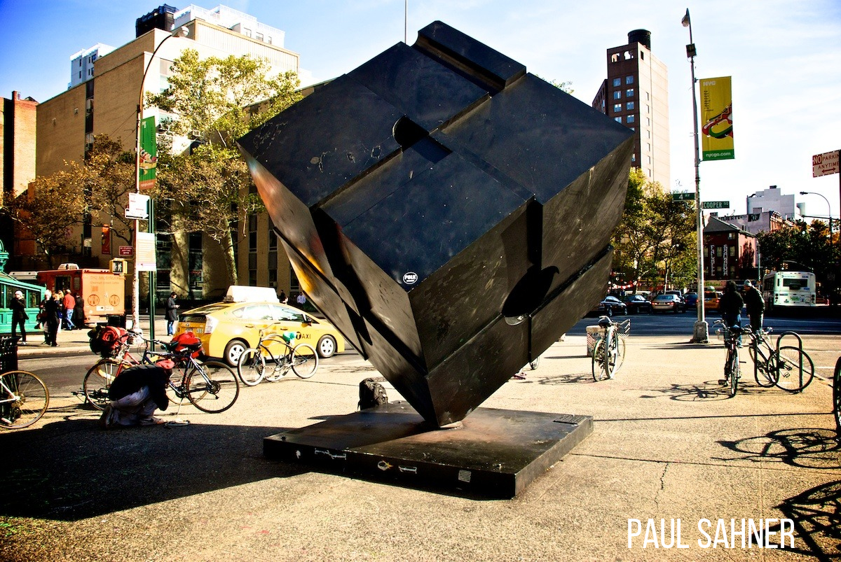 Astor_Place_Cube