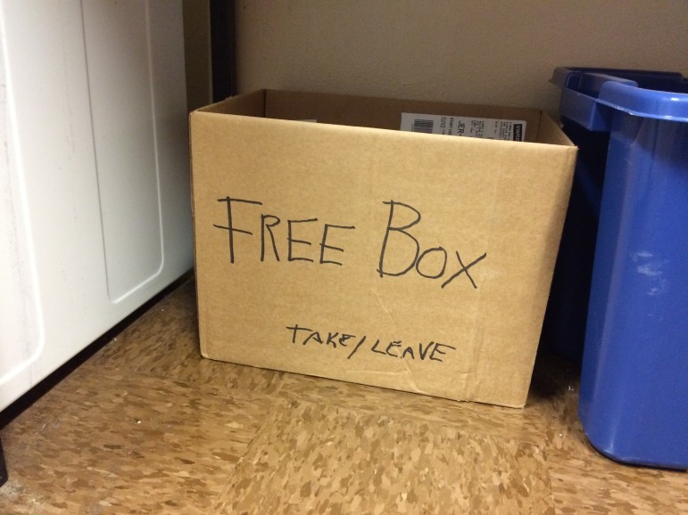 It's simple to set up a Free Box in one's apartment building or wherever people congregate. 