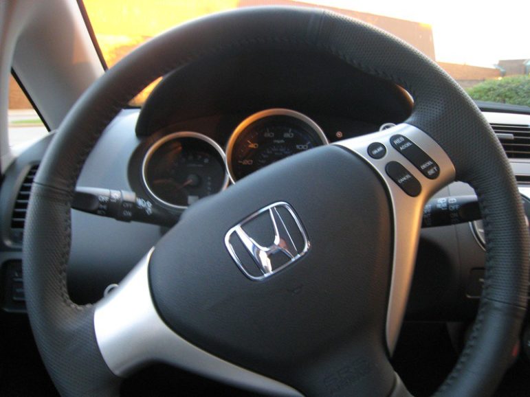 steering wheel Honda