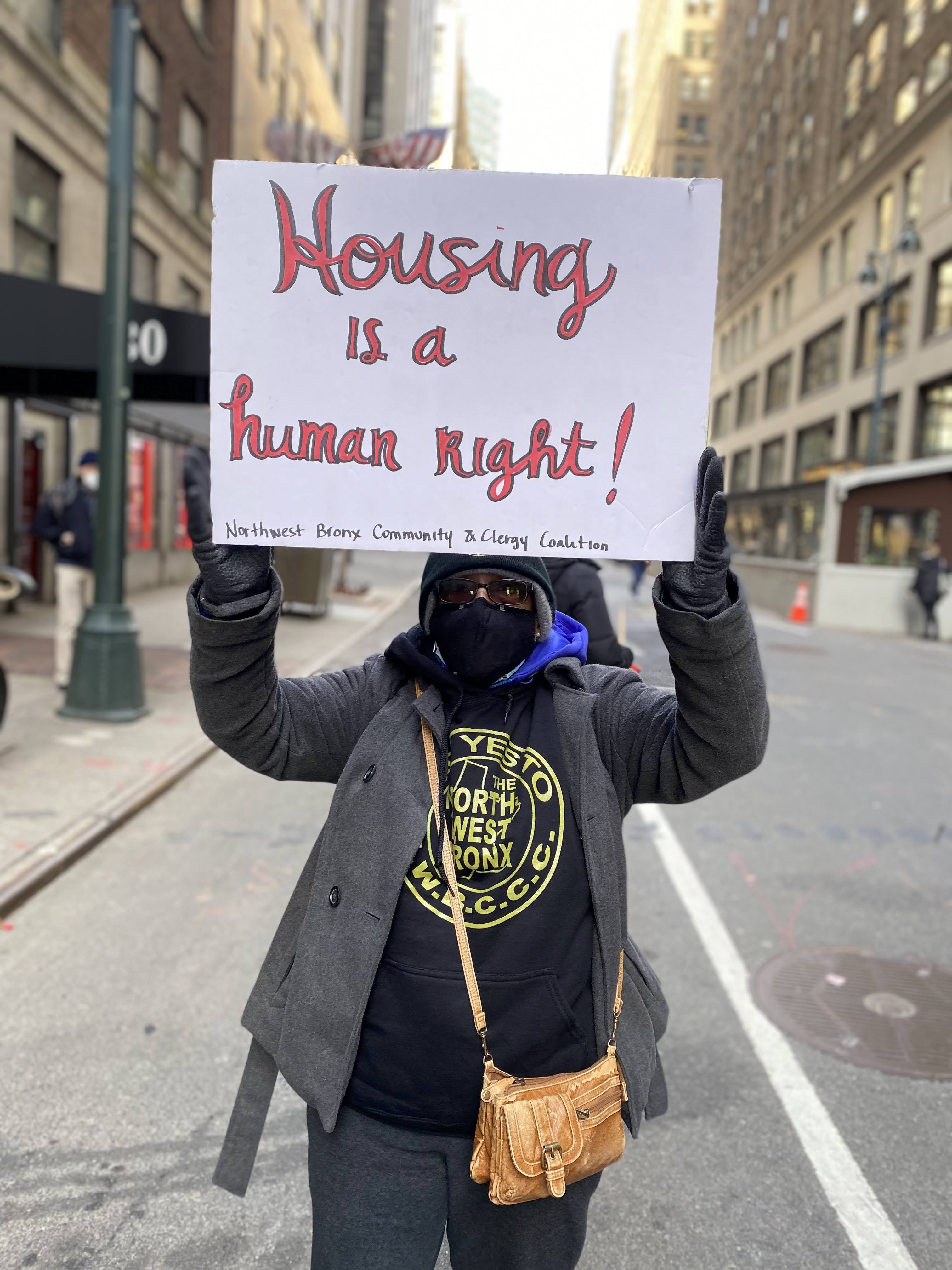 Housing Injunctions A Trickle of Tenants at Bronx Housing Court as Eviction Moratorium Ends ...
