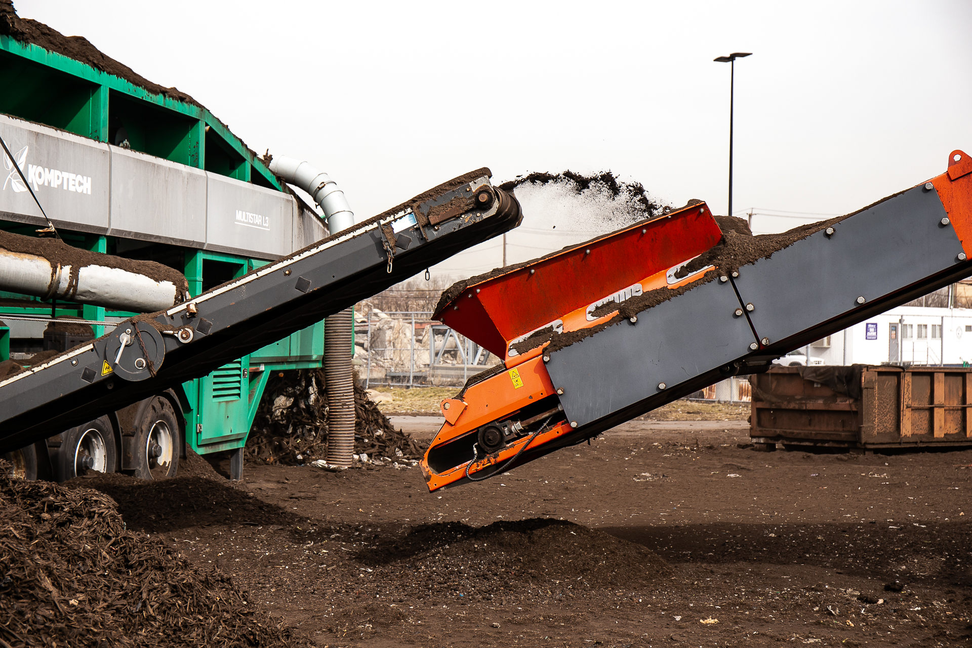 SEE IT: How NYC Turns Food & Yard Waste Into 'Big Apple Compost' - City ...